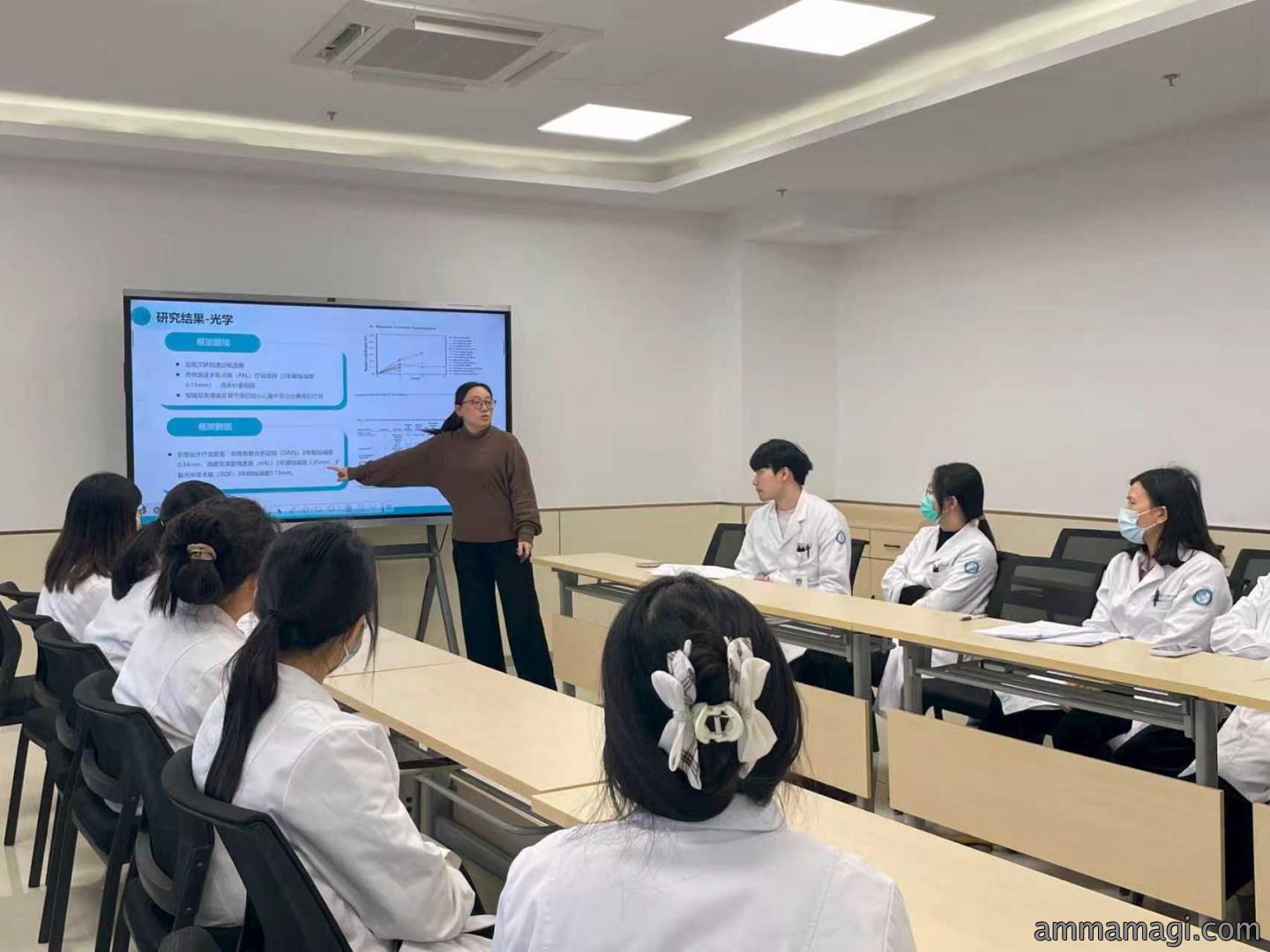 聚焦权威共识解码近视防控